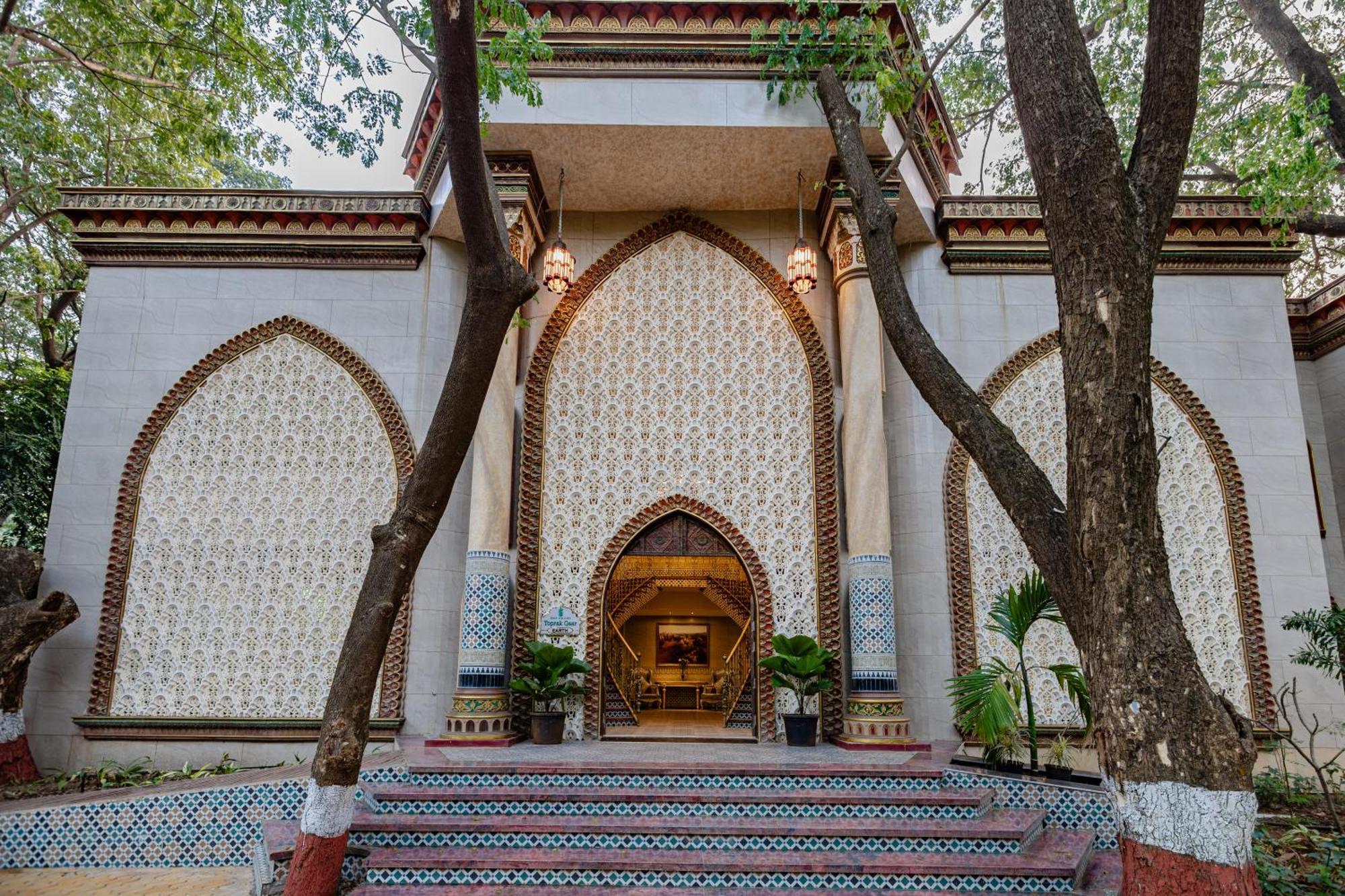 Shilp Wellness Resort And Spa 판벨 외부 사진